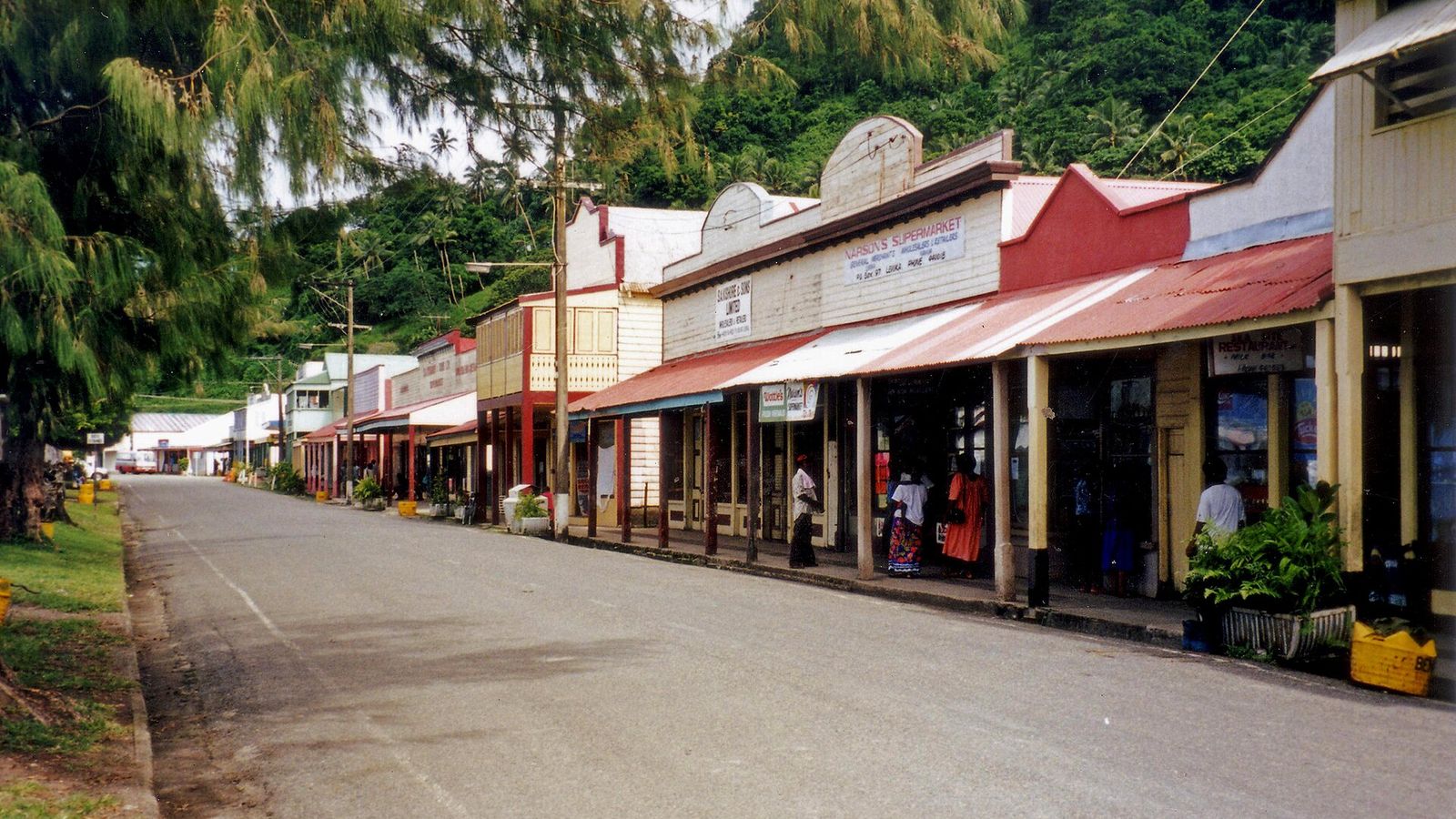Historische koloniale gevels aan Beach Street in Levuka